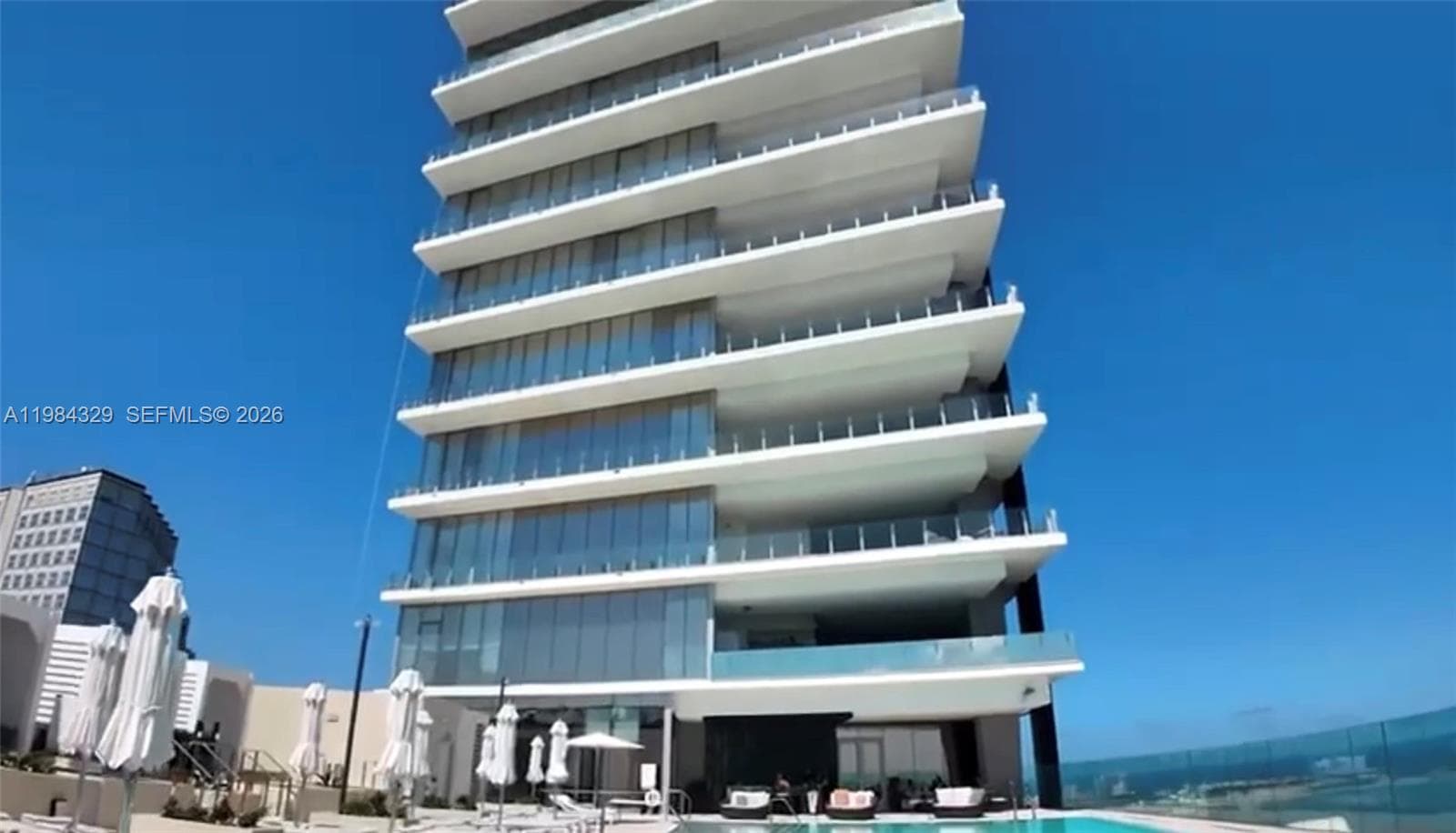 300 Biscayne Boulevard Way # 2601E, Miami FL 33131 — 27