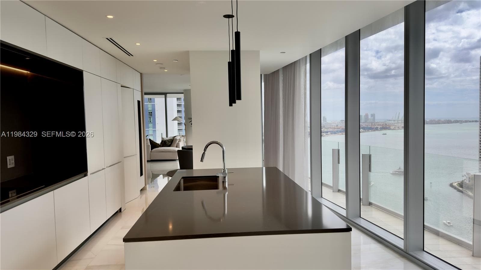300 Biscayne Boulevard Way # 2601E, Miami FL 33131 — 22
