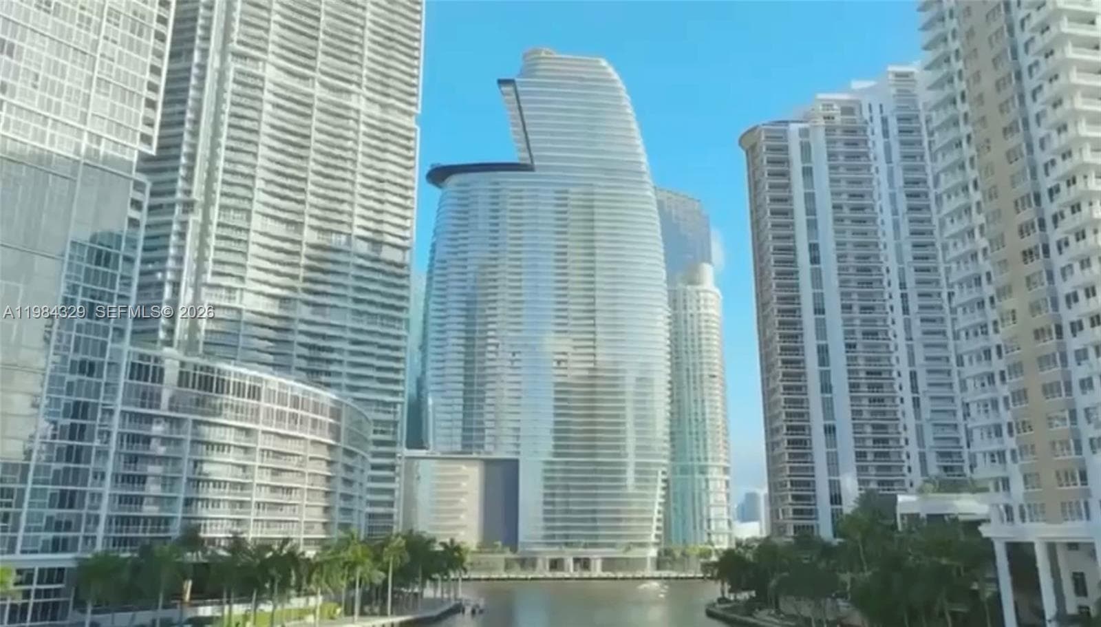 300 Biscayne Boulevard Way # 2601E, Miami FL 33131 — 1
