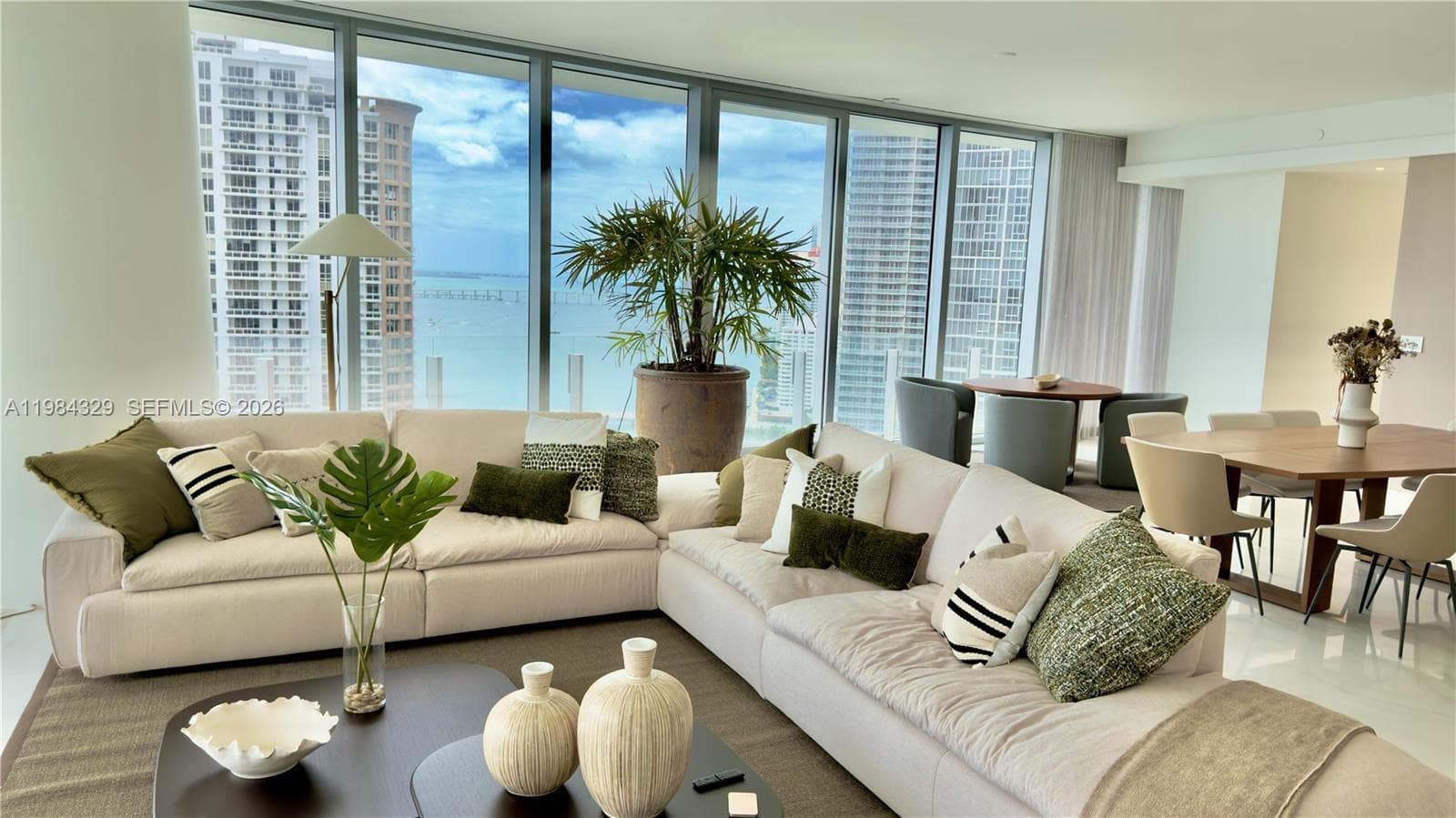 300 Biscayne Boulevard Way # 2601E, Miami FL 33131 — 5
