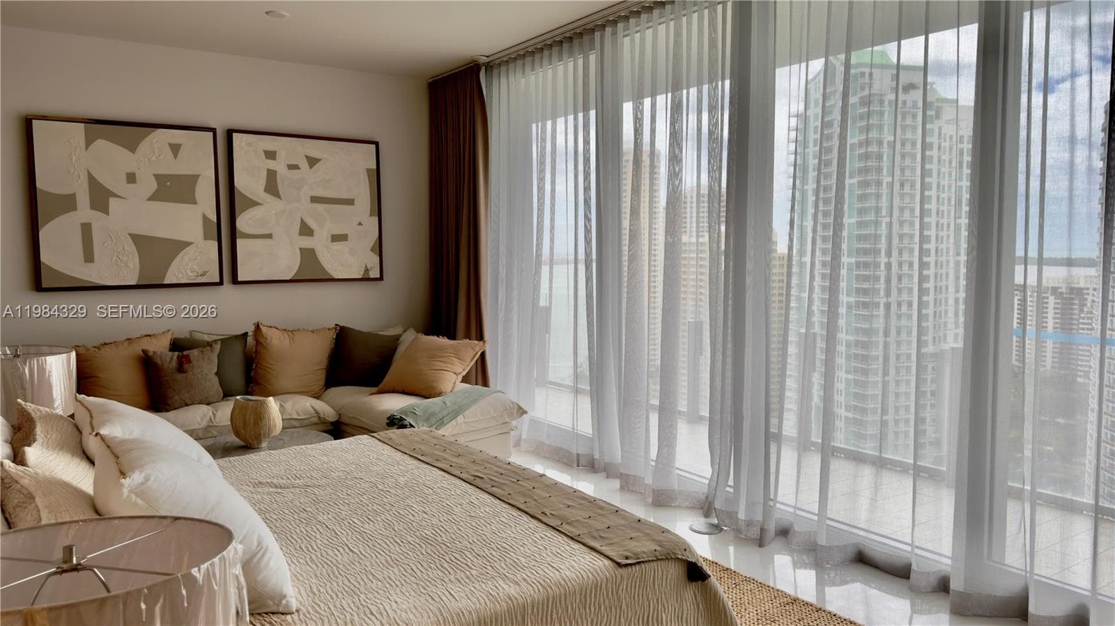 300 Biscayne Boulevard Way # 2601E, Miami FL 33131 — 10
