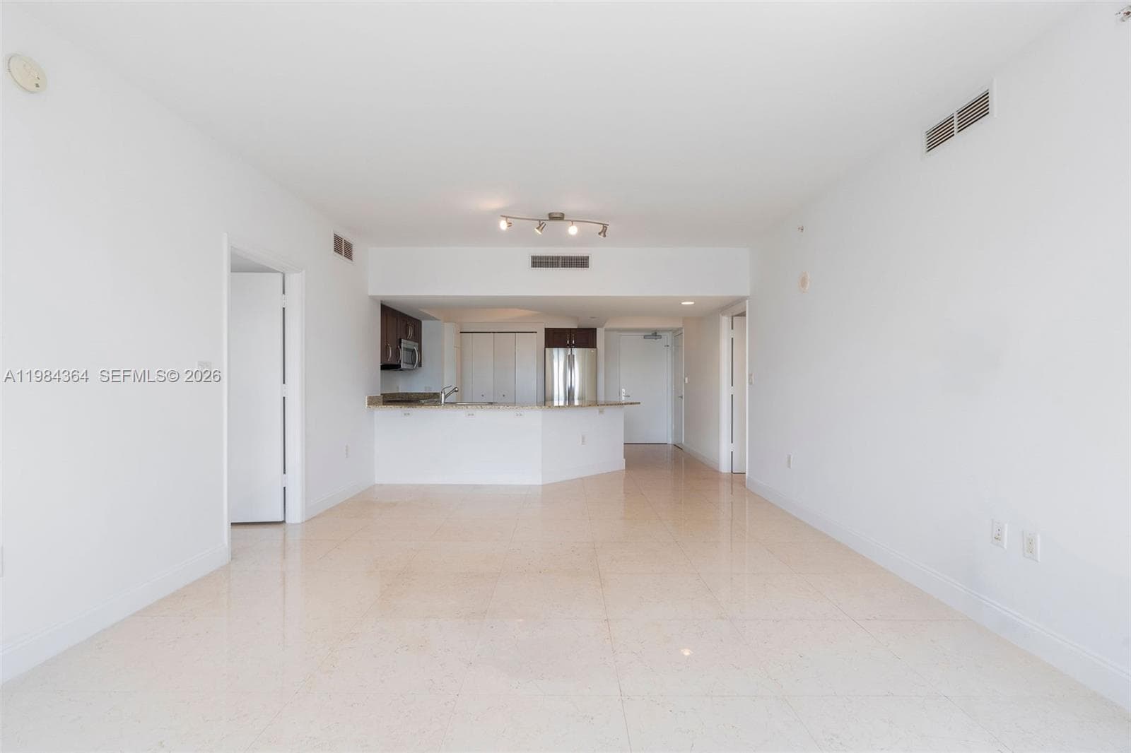 20000 E Country Club Dr # 1109, Aventura FL 33180 — 13