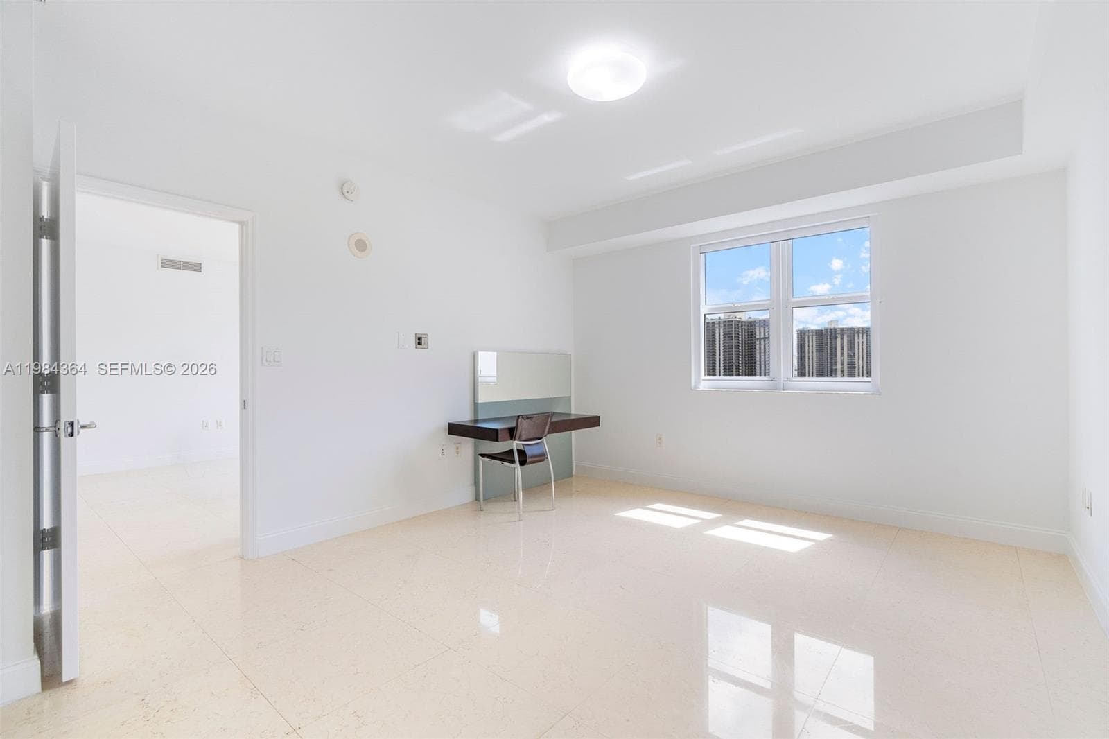 20000 E Country Club Dr # 1109, Aventura FL 33180 — 17