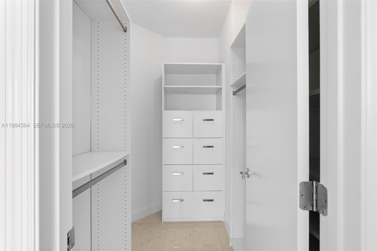 20000 E Country Club Dr # 1109, Aventura FL 33180 — 26