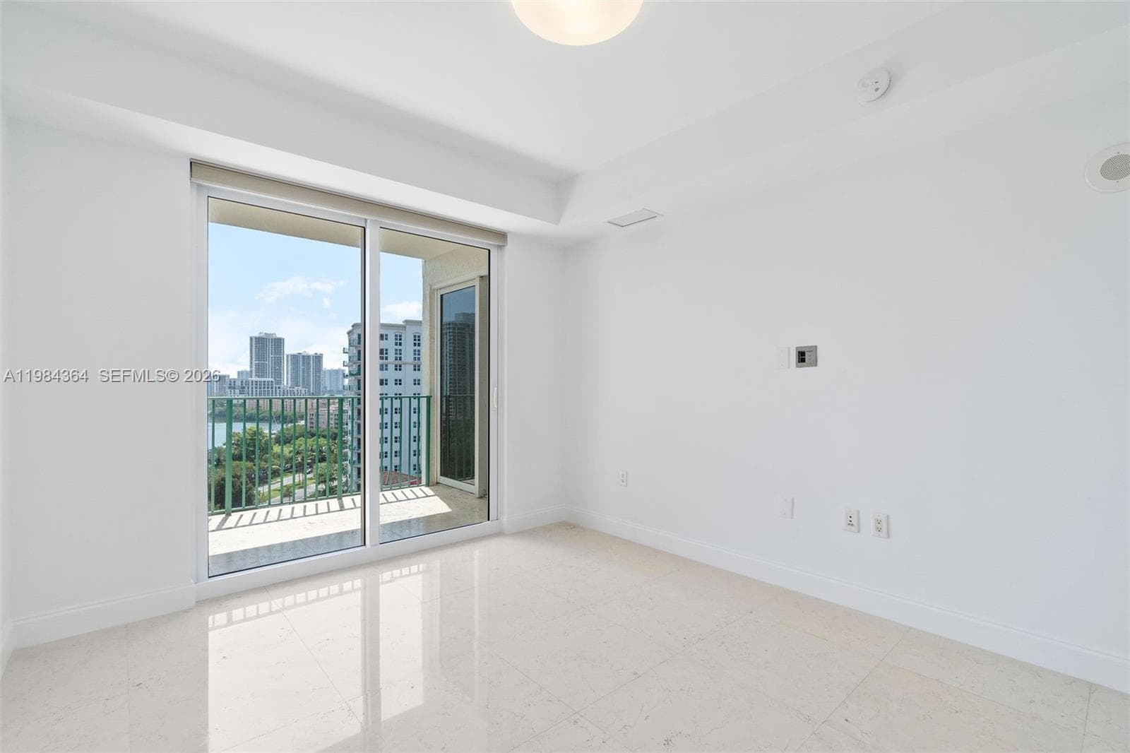 20000 E Country Club Dr # 1109, Aventura FL 33180 — 24