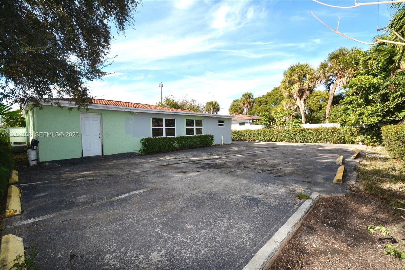 16921 NE 6th Ave, North Miami Beach FL 33162 — 11
