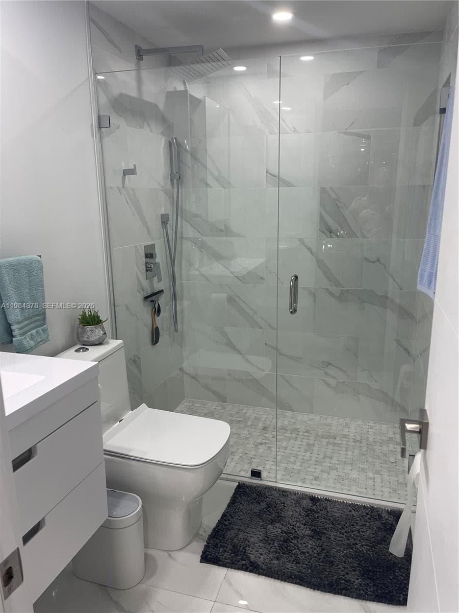 926 Michigan Ave # 3, Miami Beach FL 33139 — 13