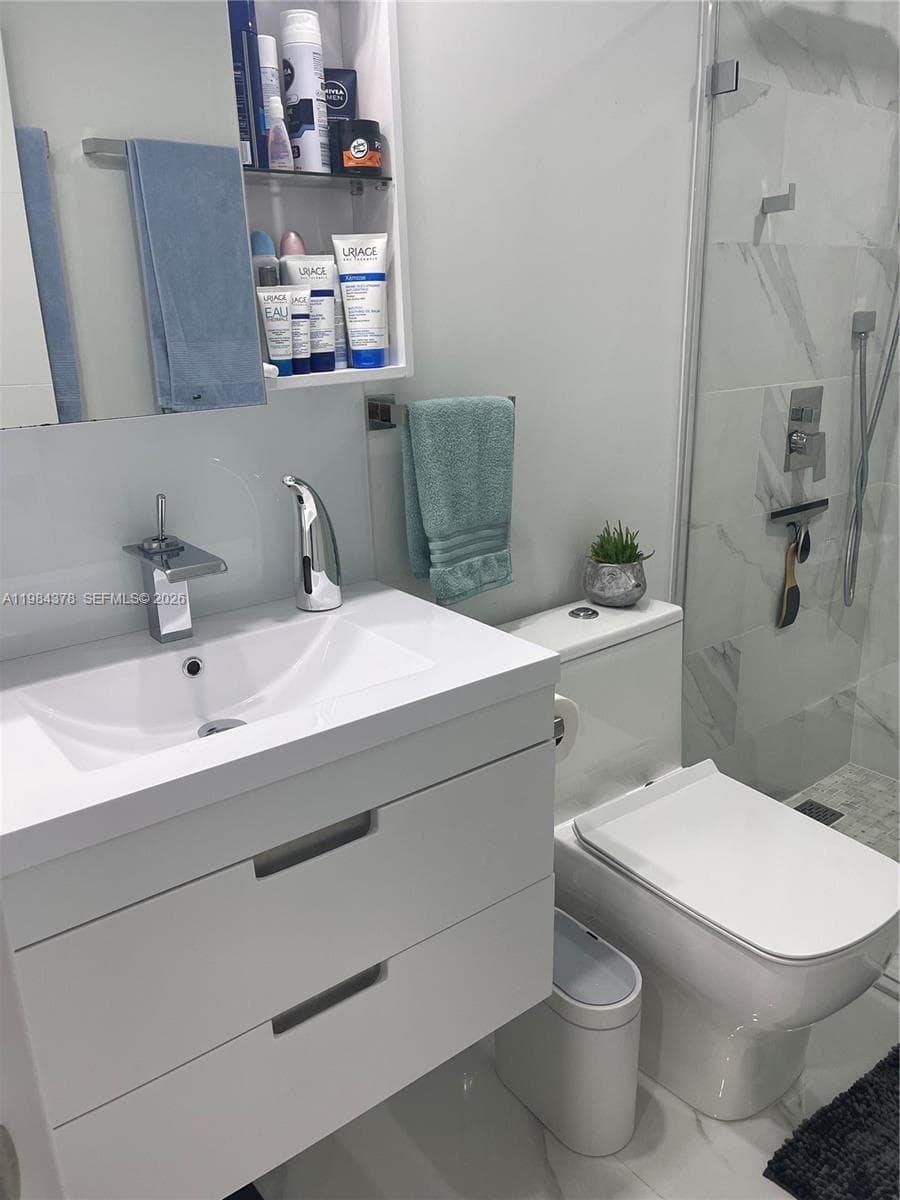 926 Michigan Ave # 3, Miami Beach FL 33139 — 15