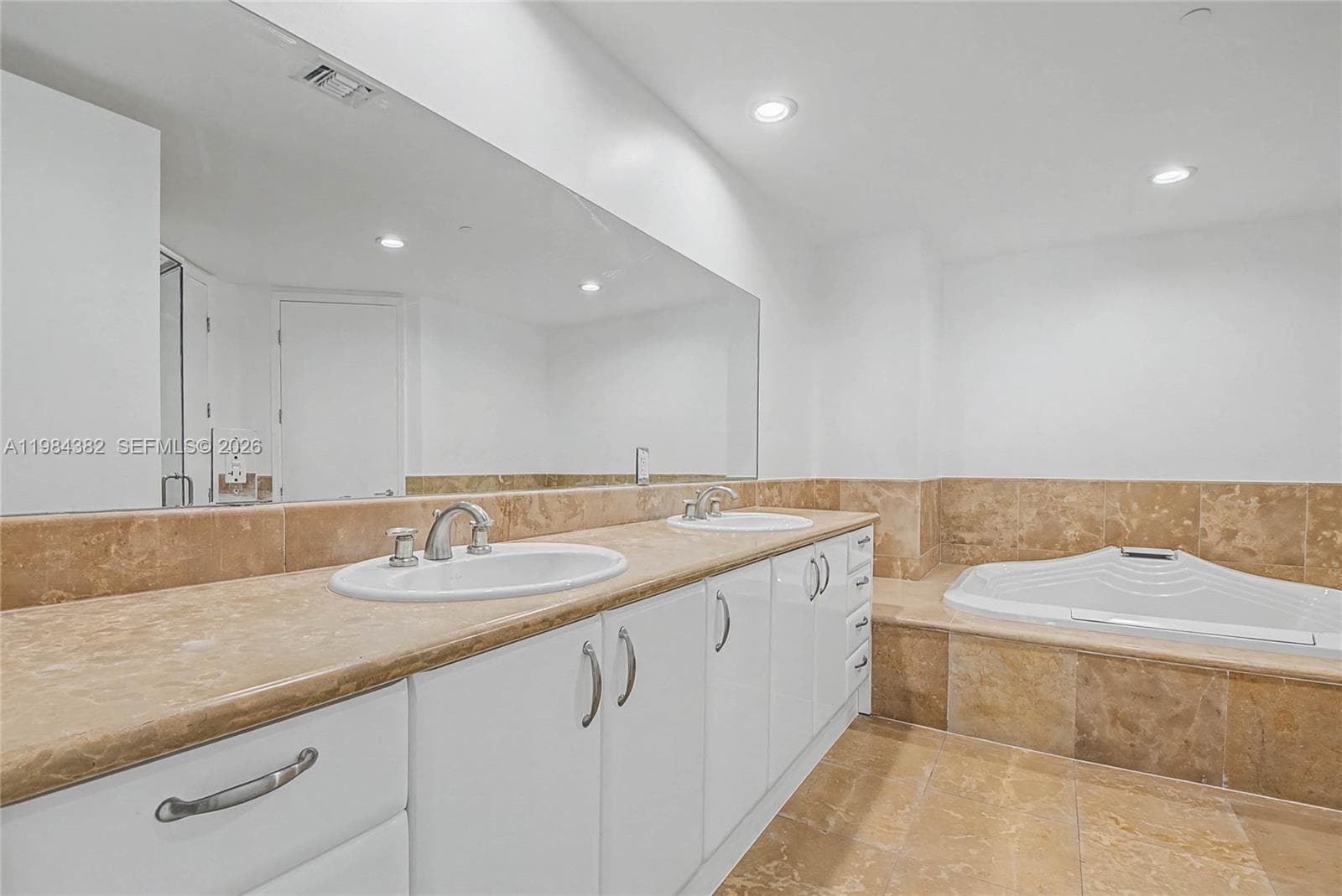 5959 Collins Ave # 1503, Miami Beach FL 33140 — 27