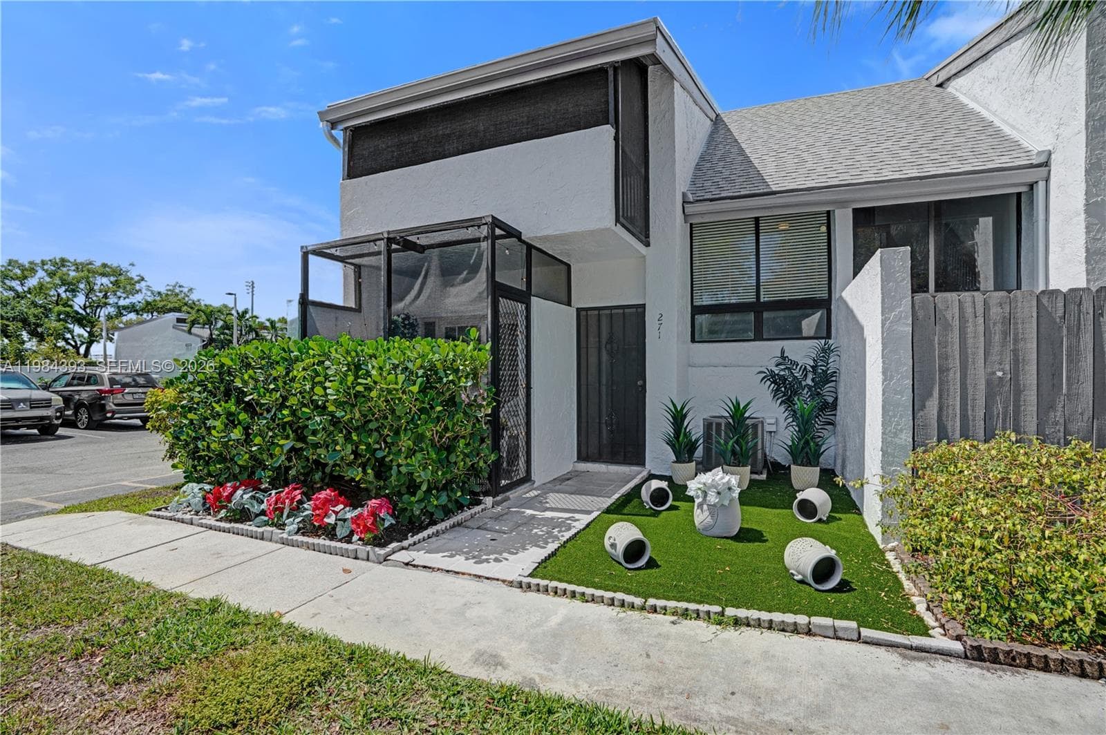19220 NE 25th Ave # 271B, Miami FL 33180 — 1