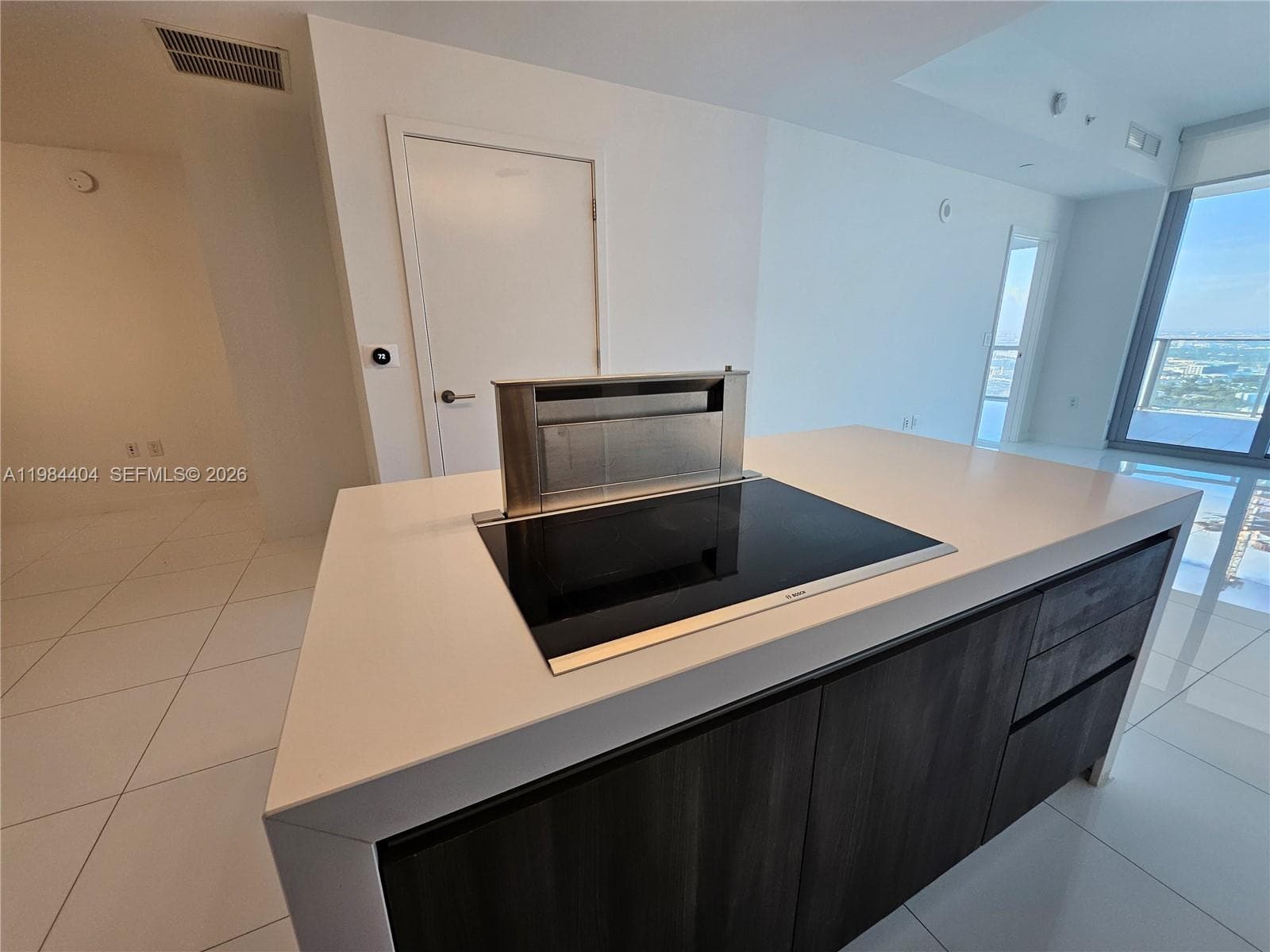 851 NE 1st Ave # 4000, Miami FL 33132 — 5