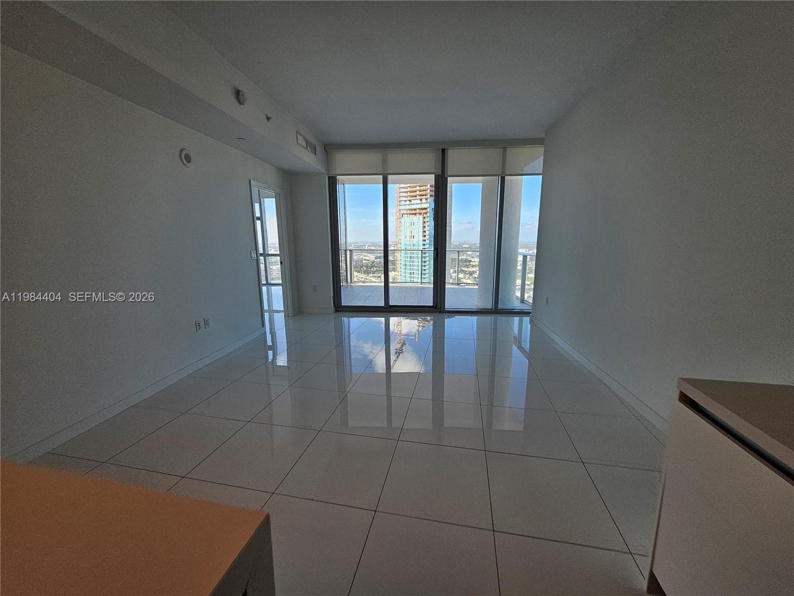 851 NE 1st Ave # 4000, Miami FL 33132 — 15