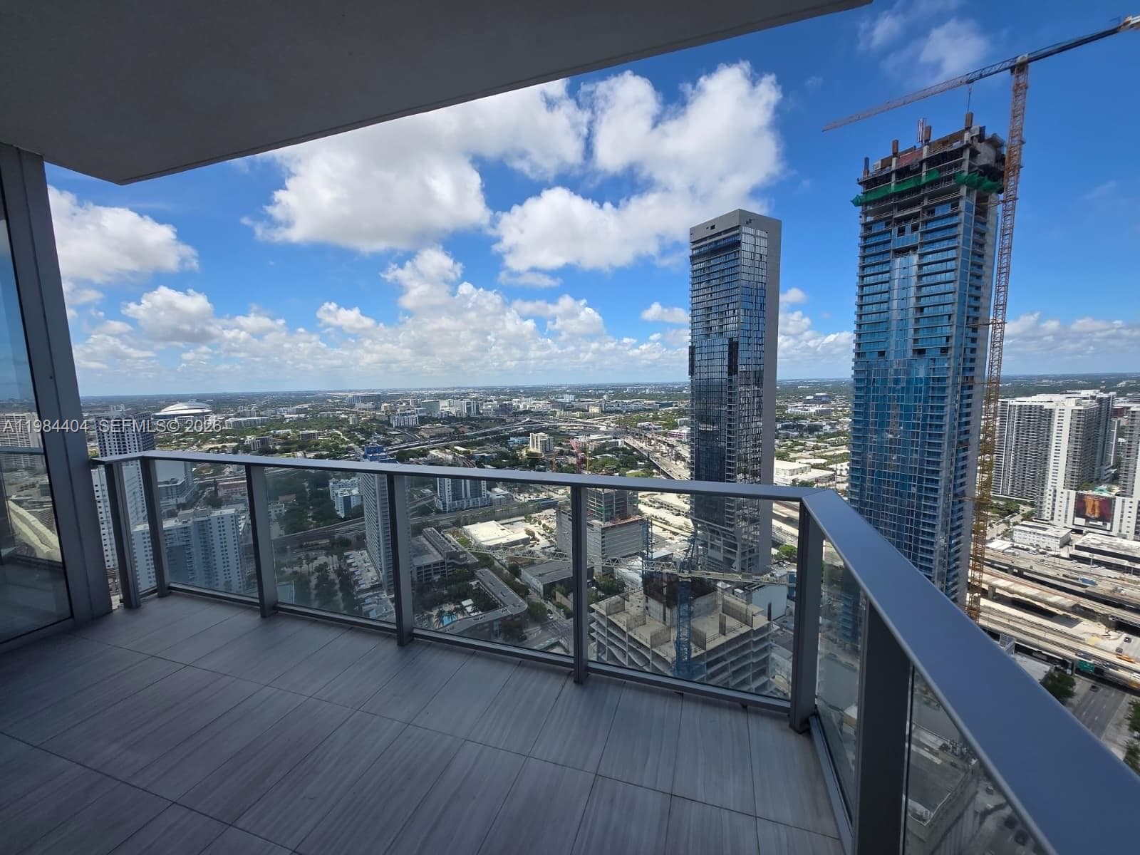 851 NE 1st Ave # 4000, Miami FL 33132 — 40