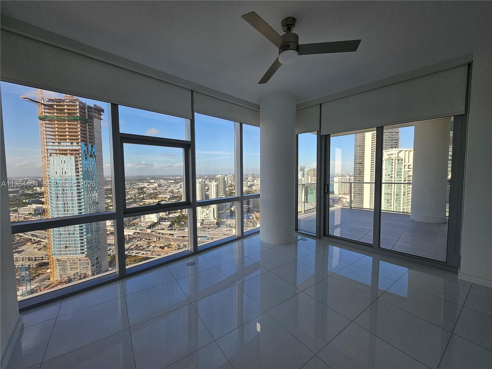 851 NE 1st Ave # 4000, Miami FL 33132 — 25