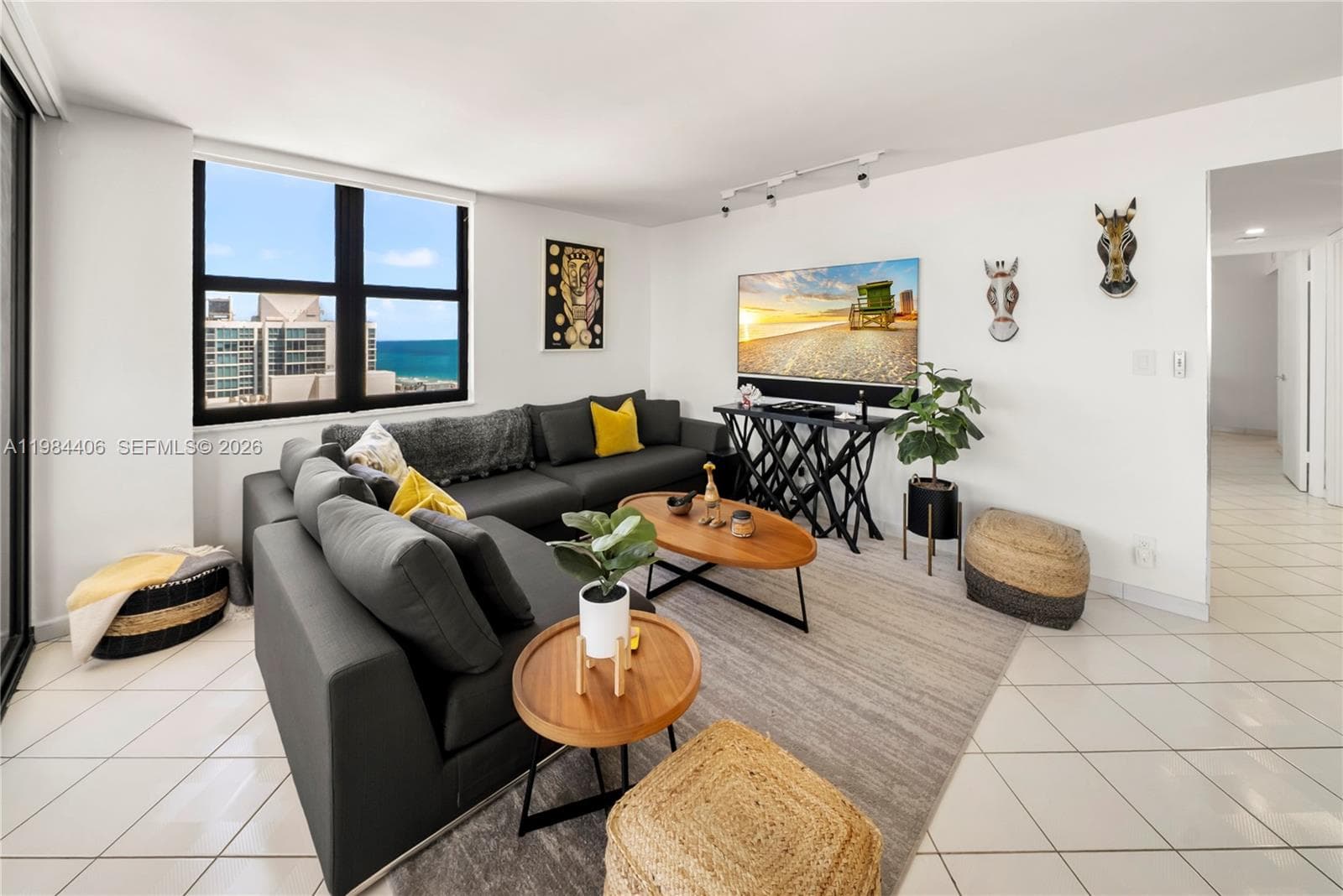 2555 Collins Ave # 2402, Miami Beach FL 33140 — 17