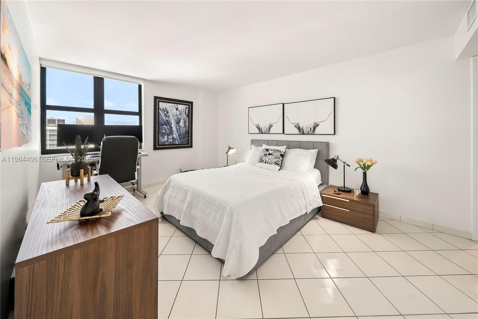 2555 Collins Ave # 2402, Miami Beach FL 33140 — 22