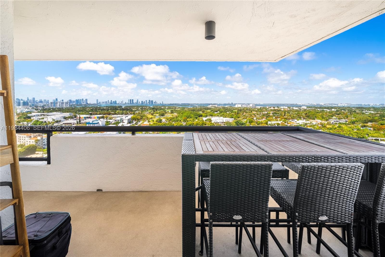 2555 Collins Ave # 2402, Miami Beach FL 33140 — 36