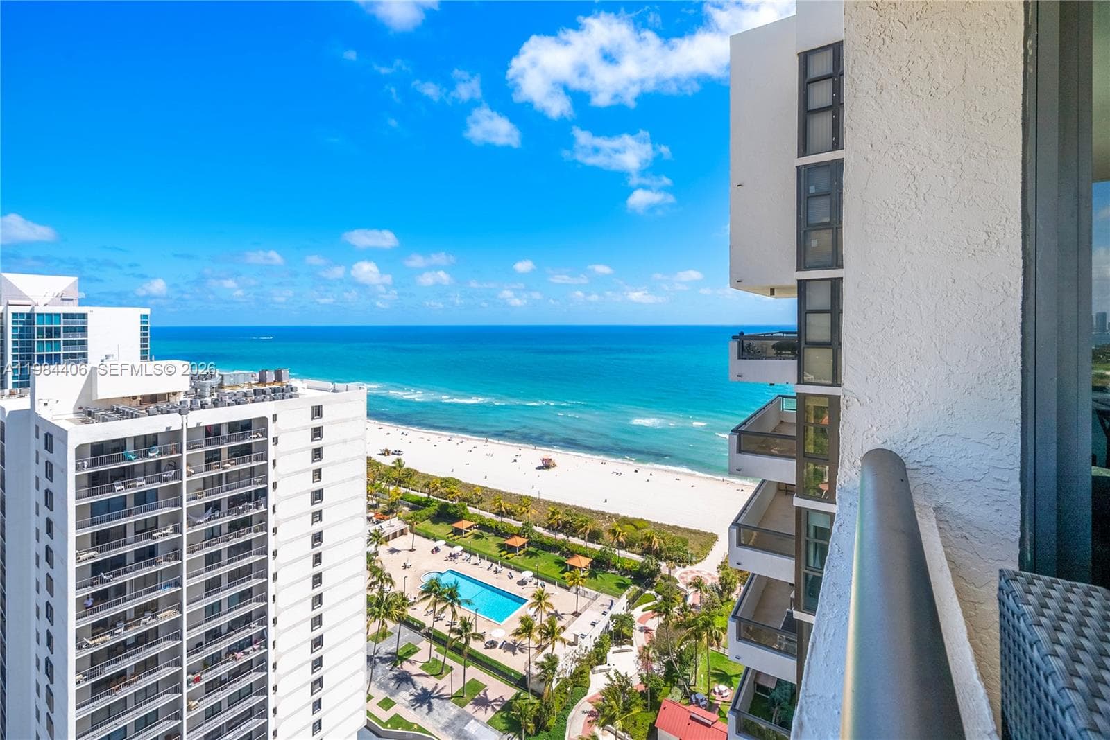 2555 Collins Ave # 2402, Miami Beach FL 33140 — 33