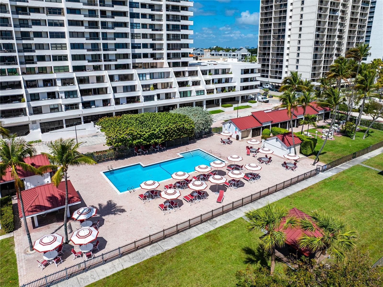 2555 Collins Ave # 2402, Miami Beach FL 33140 — 51