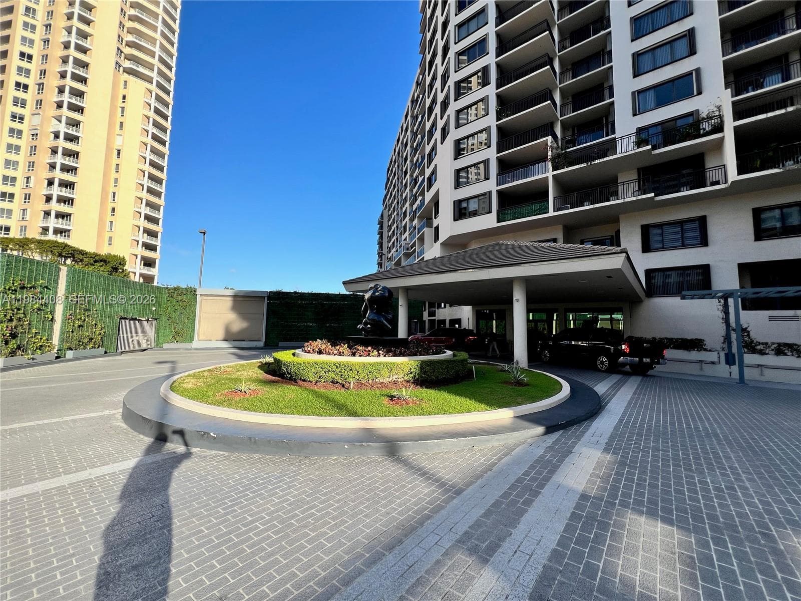 540 Brickell Key Dr # 202, Miami FL 33131 — 30