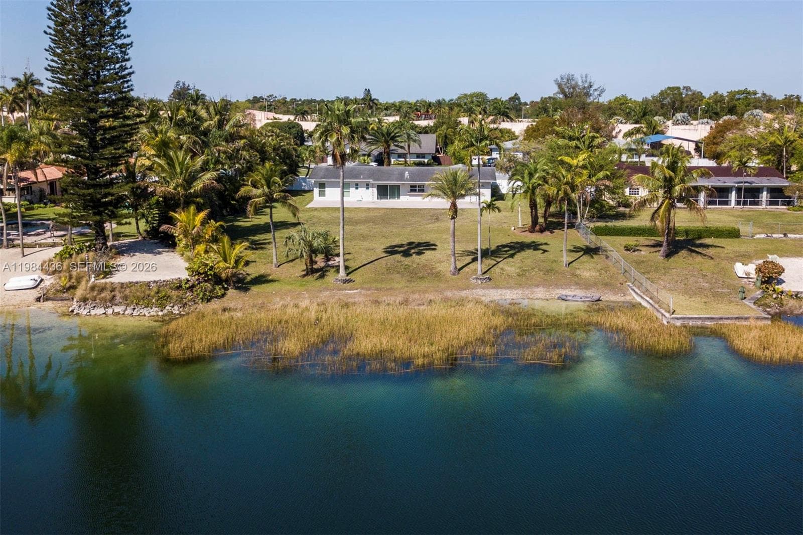 11807 SW 112th Ave, Miami FL 33176 — 43