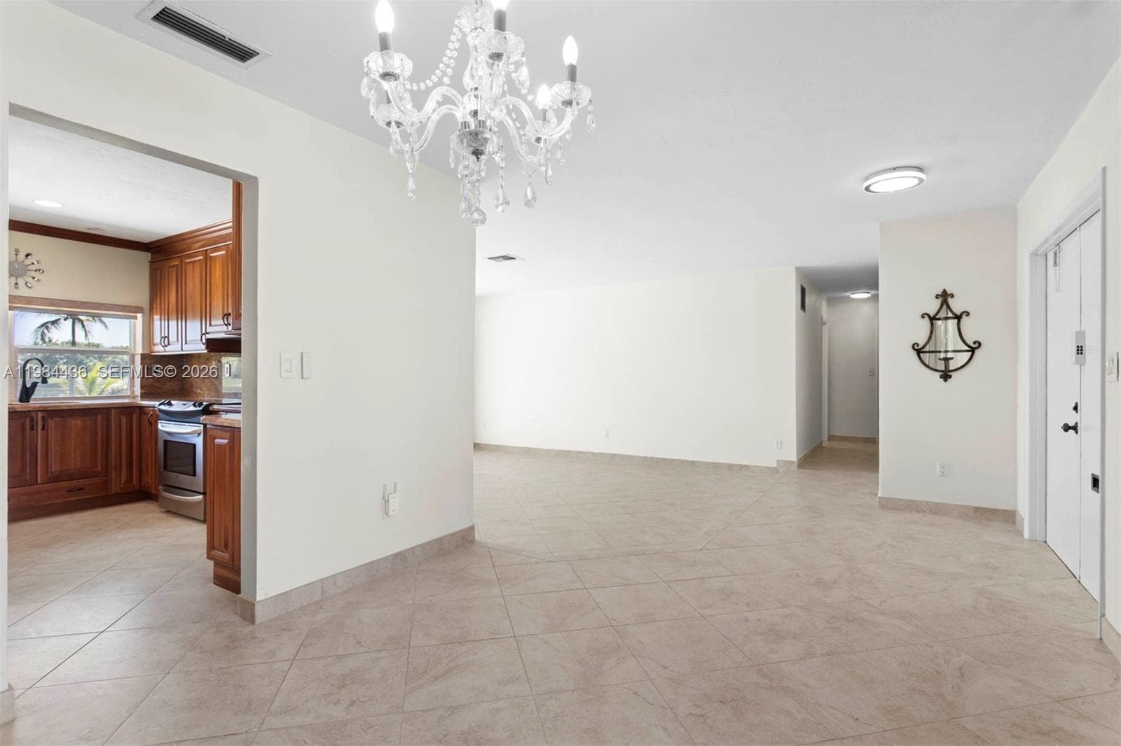11807 SW 112th Ave, Miami FL 33176 — 22