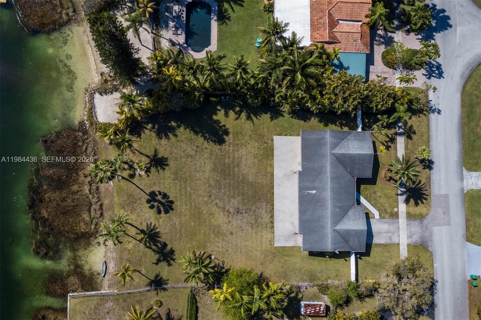 11807 SW 112th Ave, Miami FL 33176 — 41