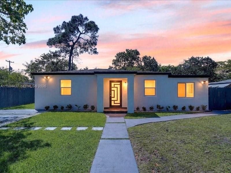 1010 NE 138th St, North Miami FL 33161 — 1