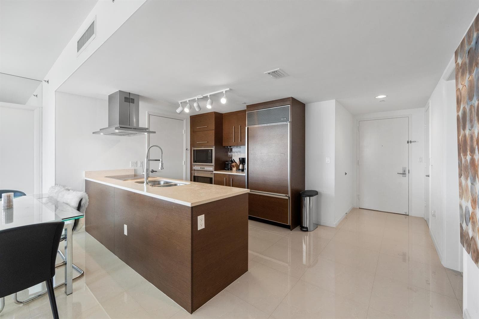 495 Brickell Avenue # 811, Miami FL 33131 — 6