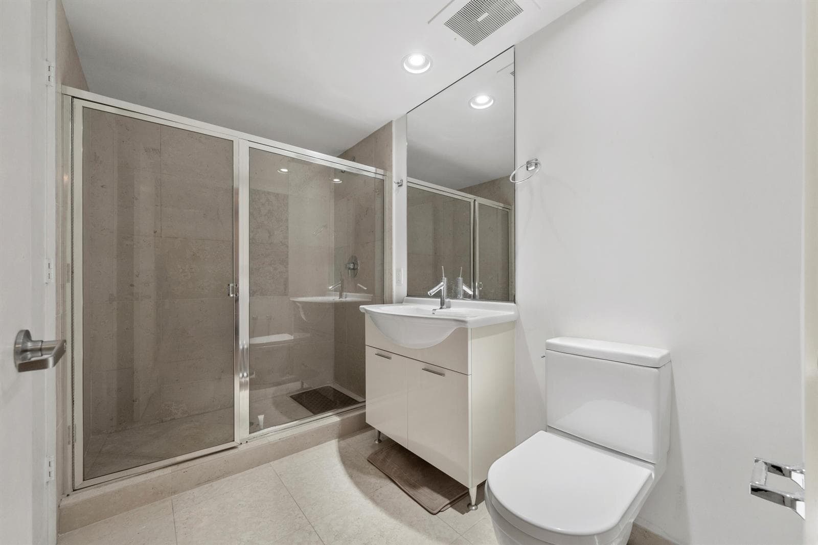 495 Brickell Avenue # 811, Miami FL 33131 — 18