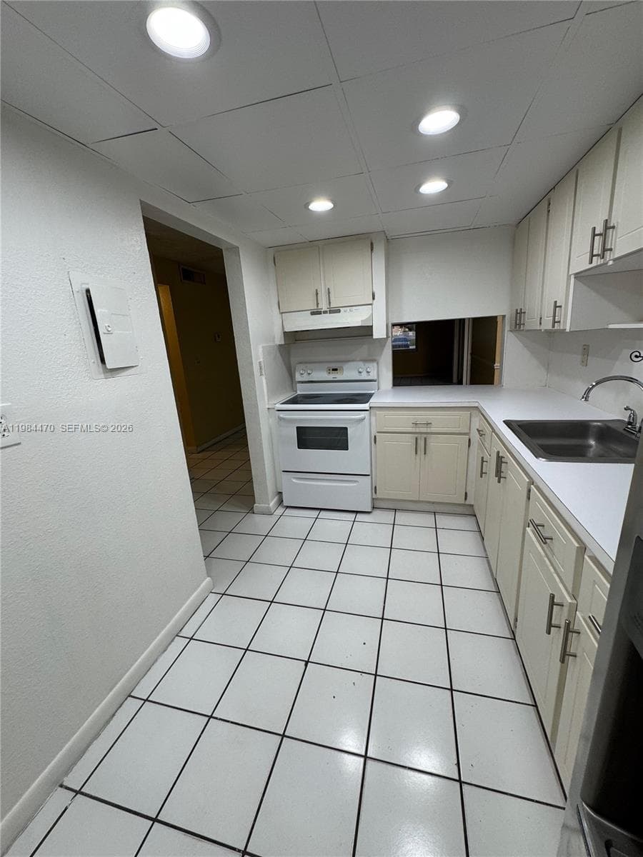 505 NW 177th St # 103, Miami Gardens FL 33169 — 12