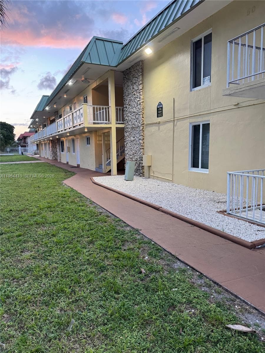 505 NW 177th St # 103, Miami Gardens FL 33169 — 26