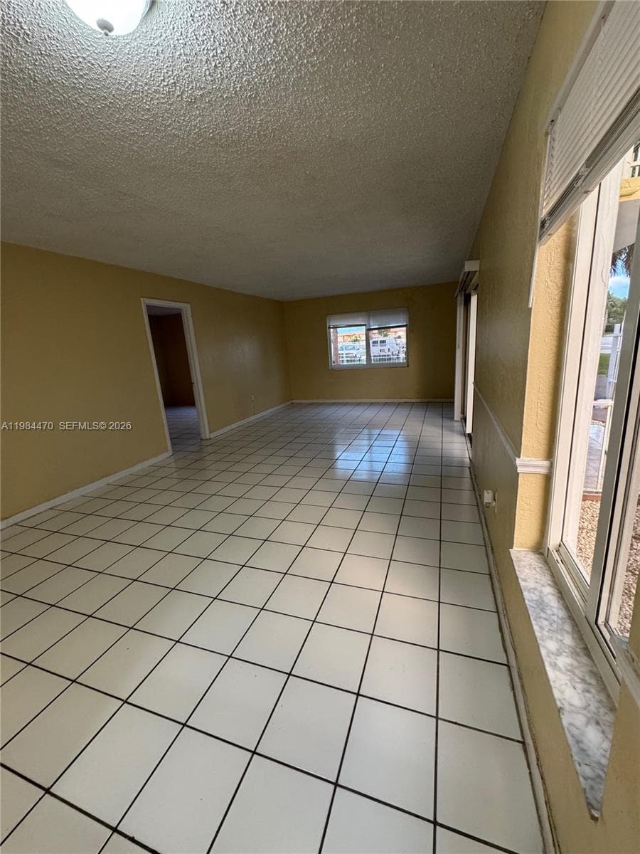 505 NW 177th St # 103, Miami Gardens FL 33169 — 3