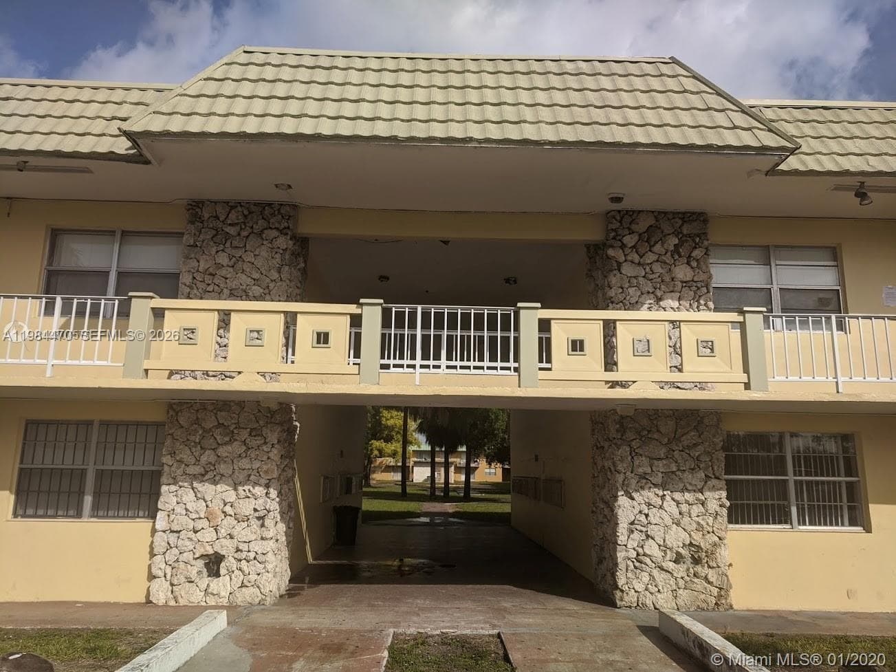 505 NW 177th St # 103, Miami Gardens FL 33169 — 38