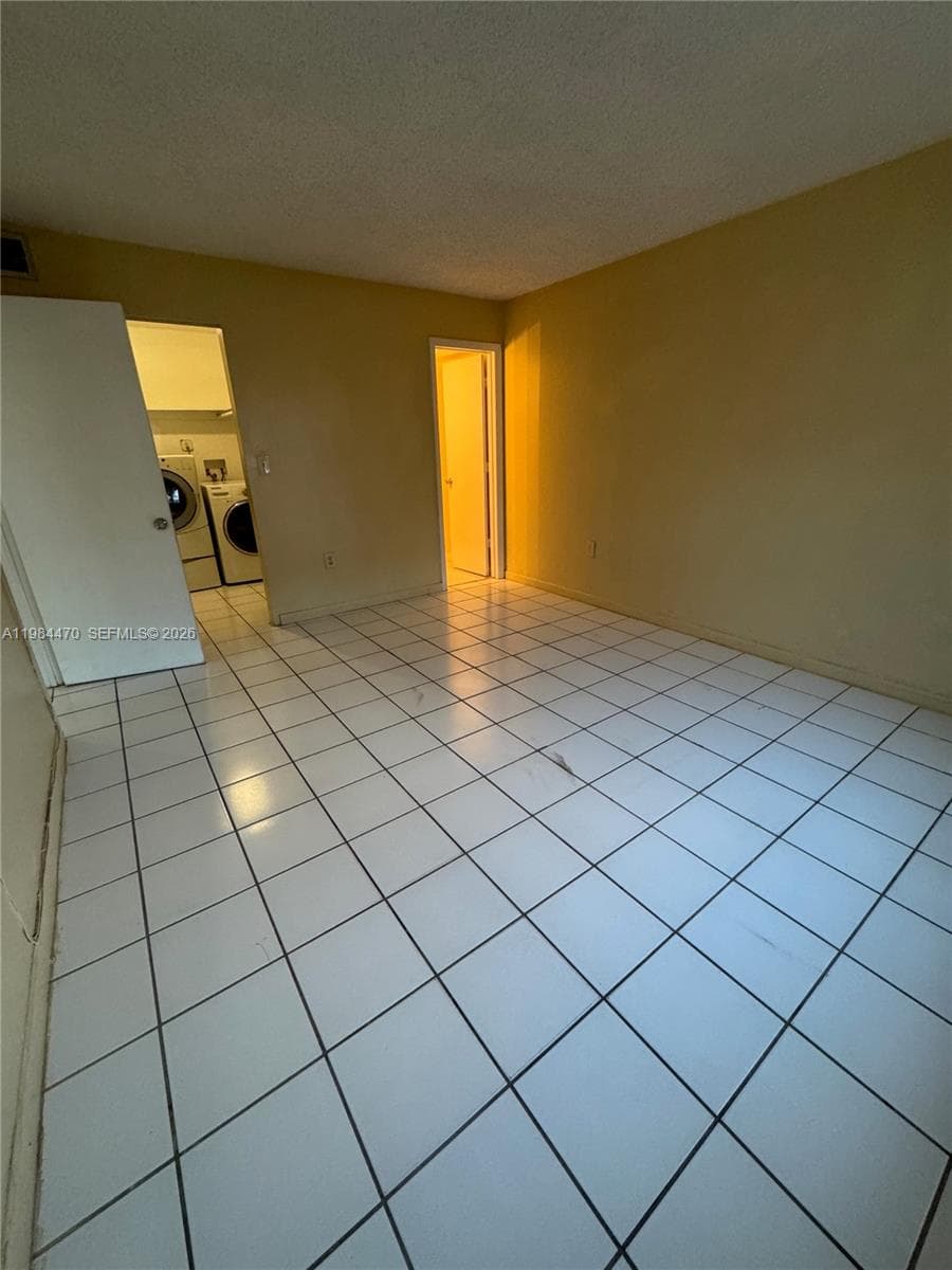 505 NW 177th St # 103, Miami Gardens FL 33169 — 15