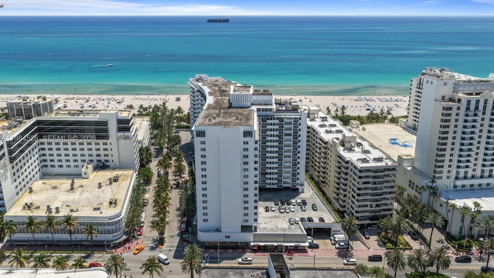 100 Lincoln Rd # 825, Miami Beach FL 33139 — 33