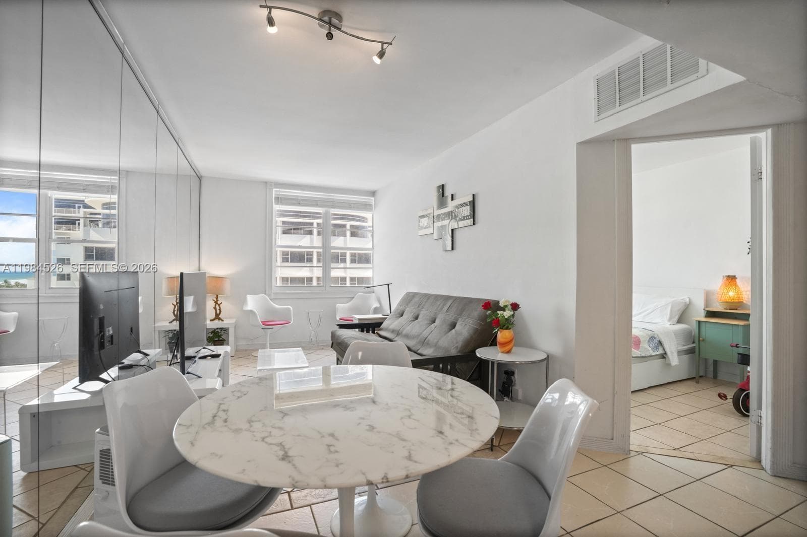 100 Lincoln Rd # 825, Miami Beach FL 33139 — 11