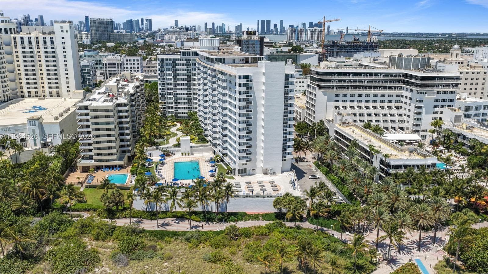 100 Lincoln Rd # 825, Miami Beach FL 33139 — 40