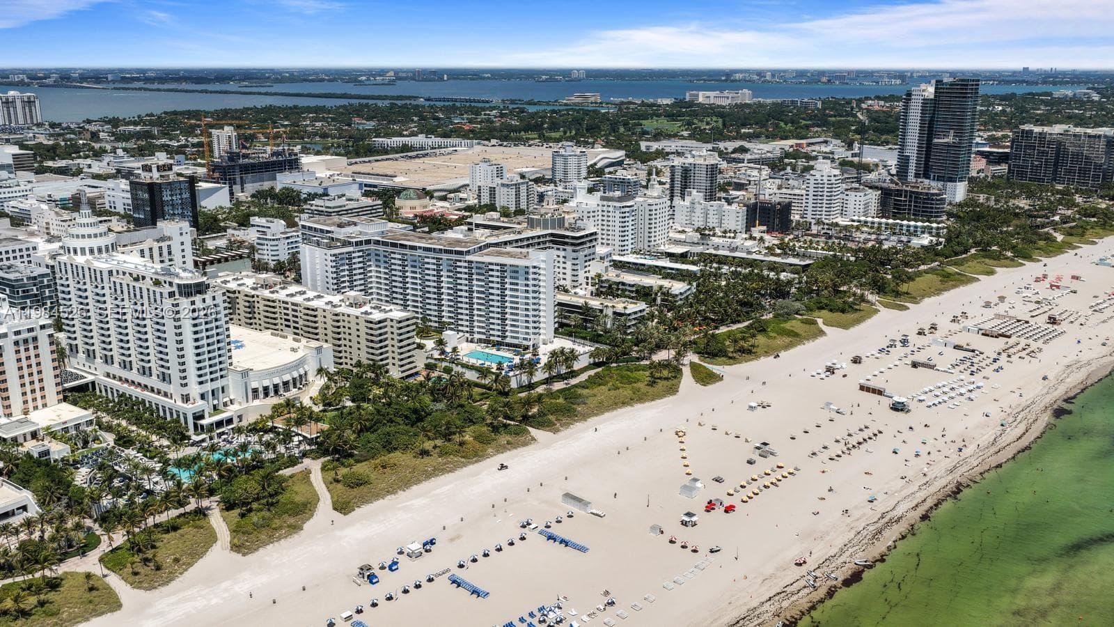 100 Lincoln Rd # 825, Miami Beach FL 33139 — 29