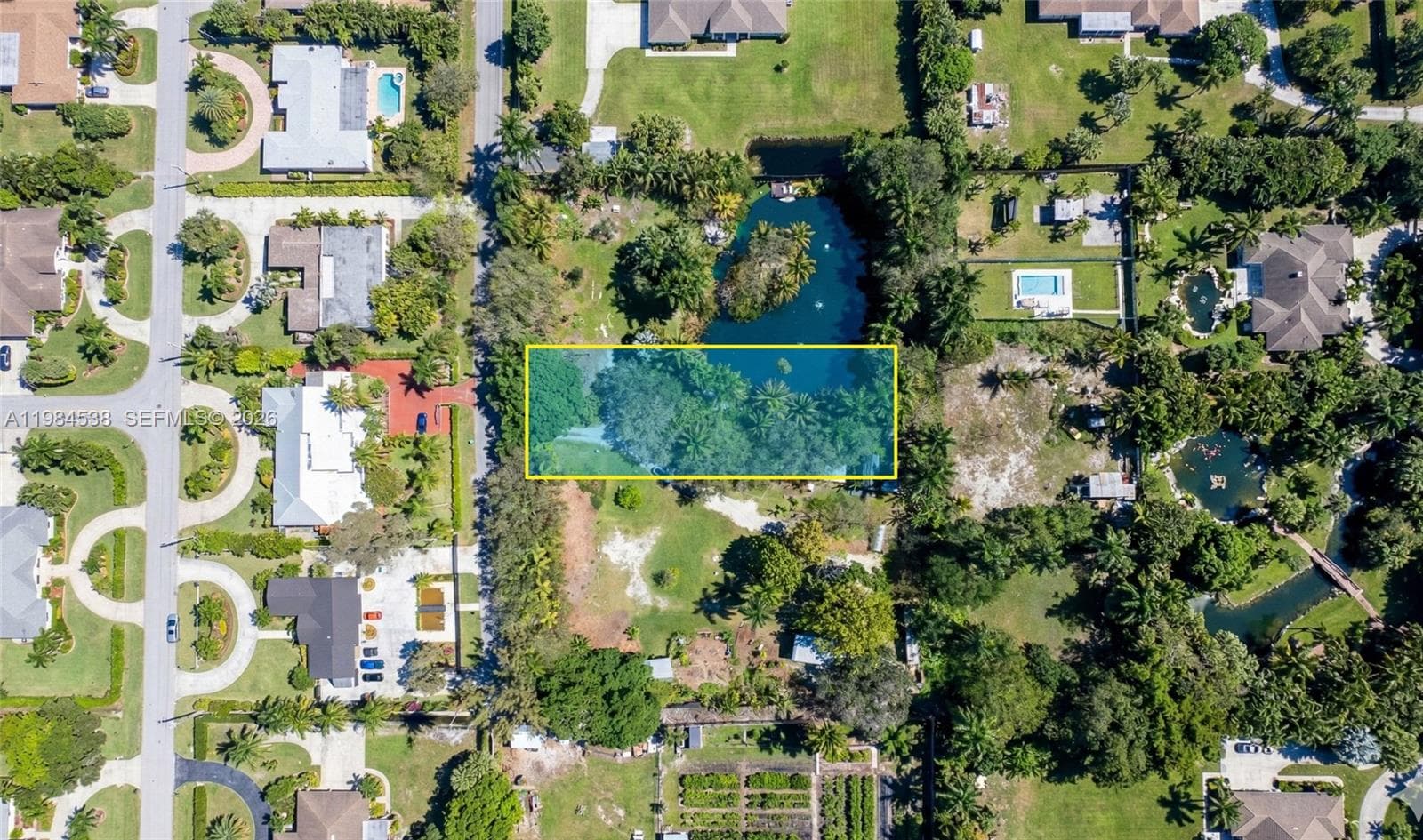 154th Street - 870, North Miami Beach FL 33162 — 1