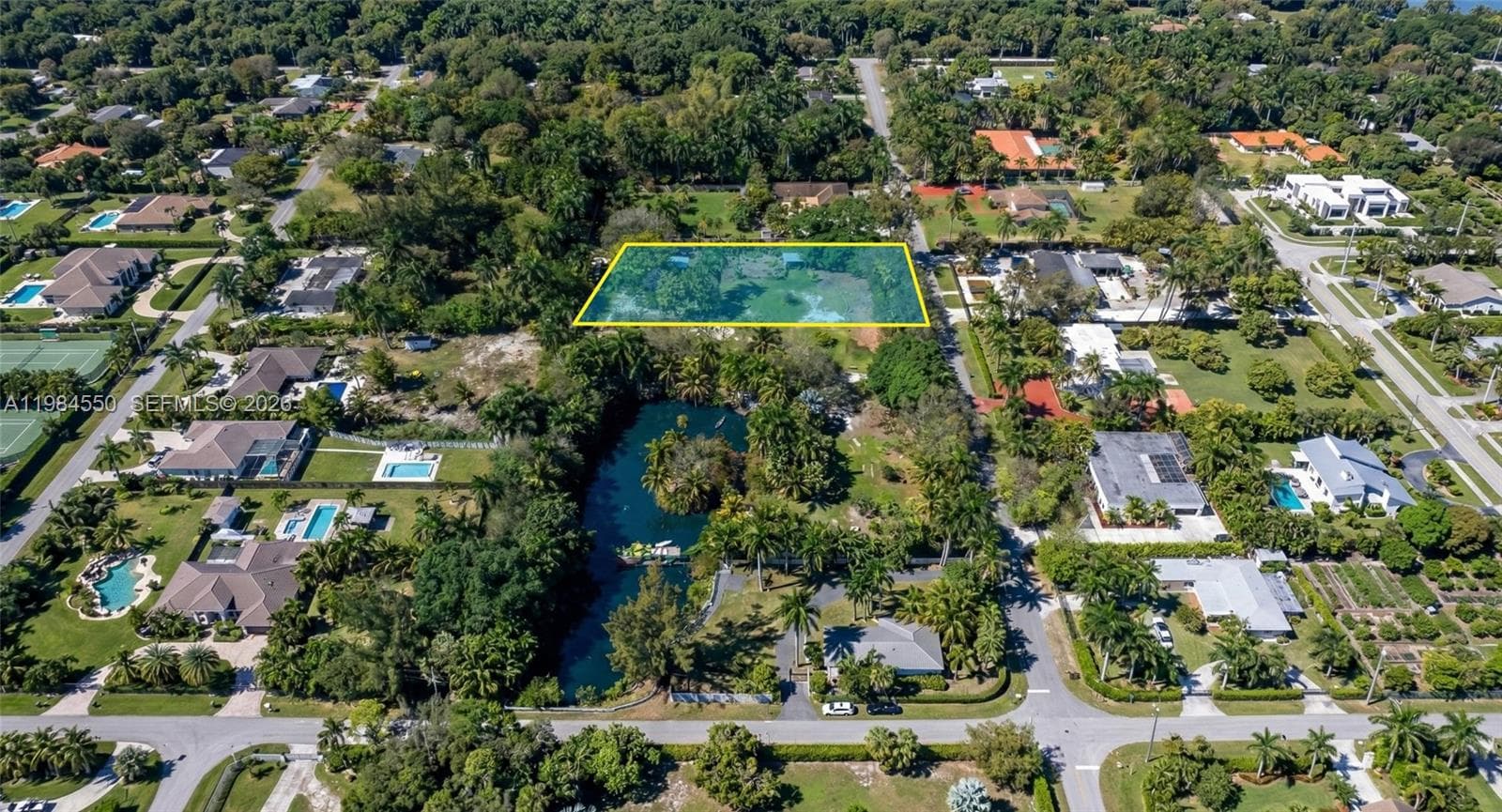 154th Street - 861, North Miami Beach FL 33162 — 5