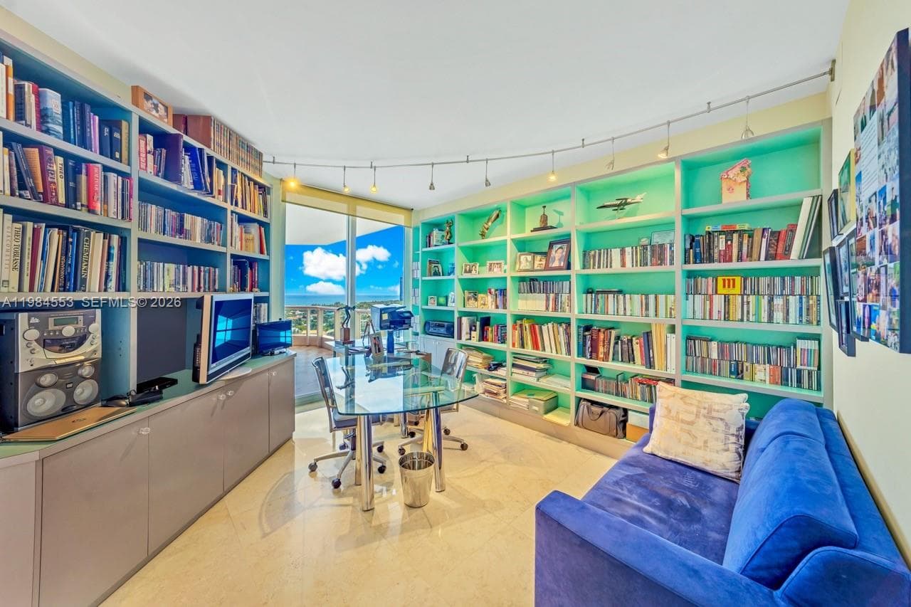 21200 Point Pl # 1901, Aventura FL 33180 — 42