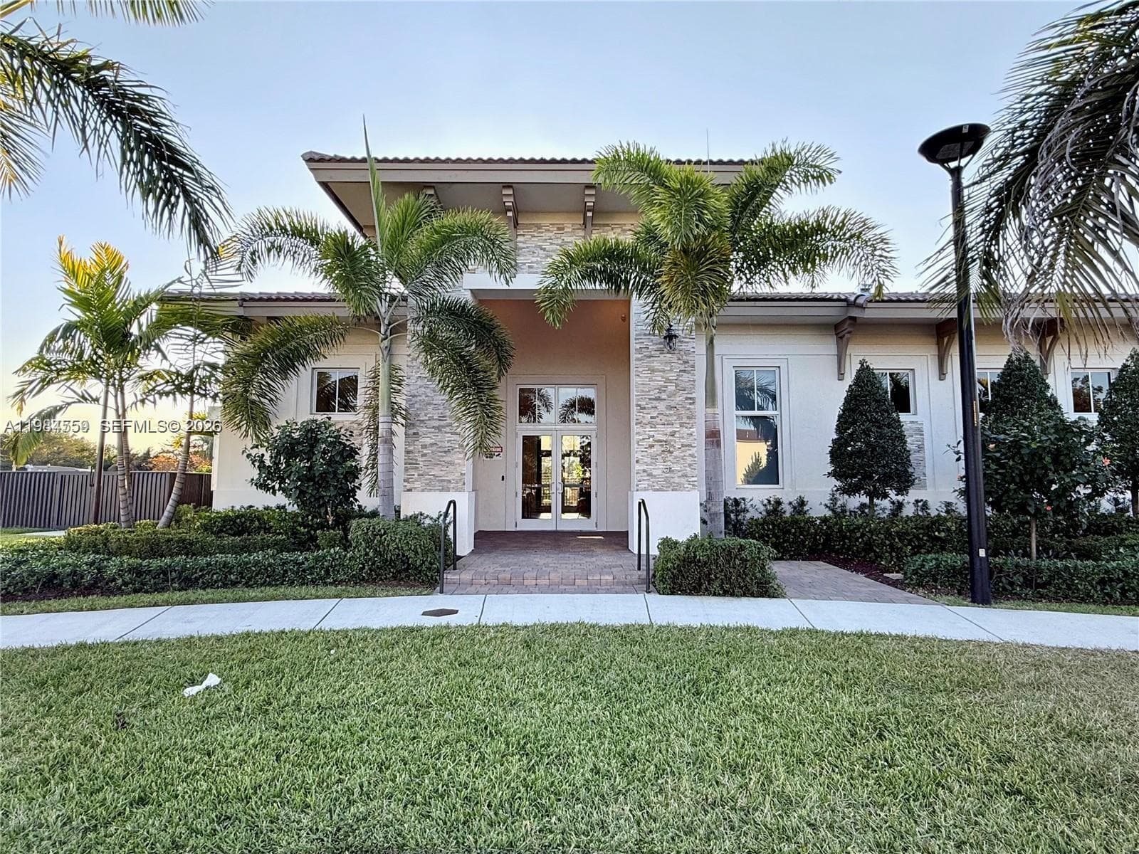 12133 NW 23rd Ct, Miami FL 33167 — 27