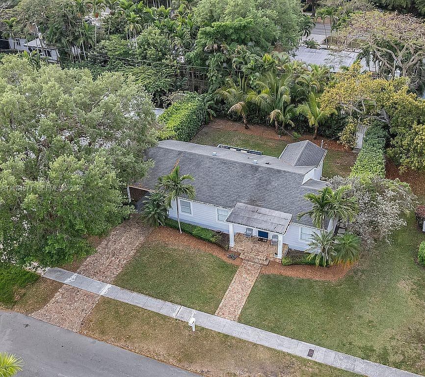 5850 SW 47 ST, Miami FL 33155 — 23
