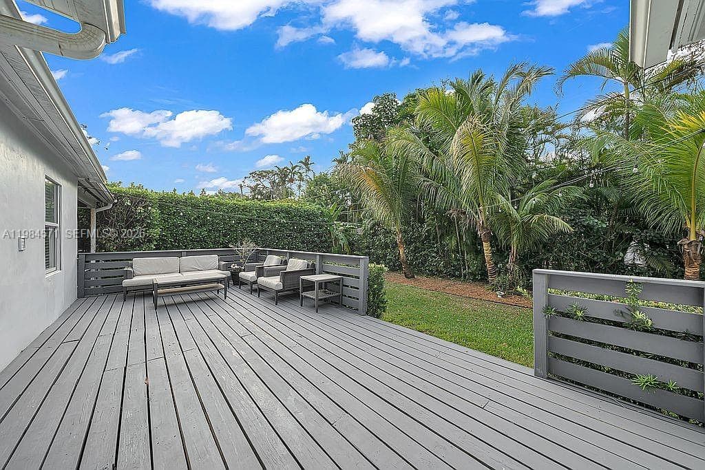 5850 SW 47 ST, Miami FL 33155 — 11