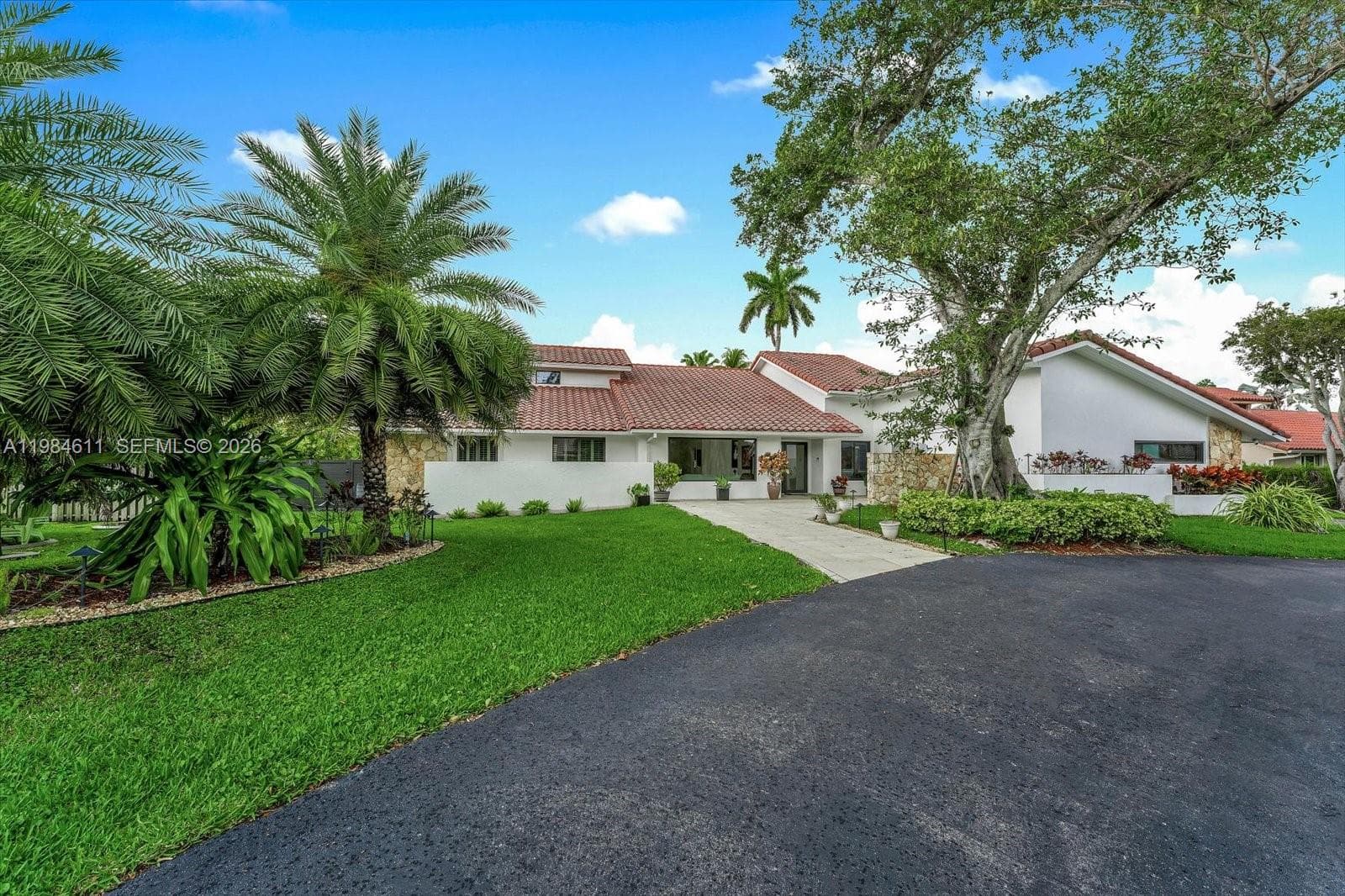 10126 SW 93rd Pl, Miami FL 33176 — 2