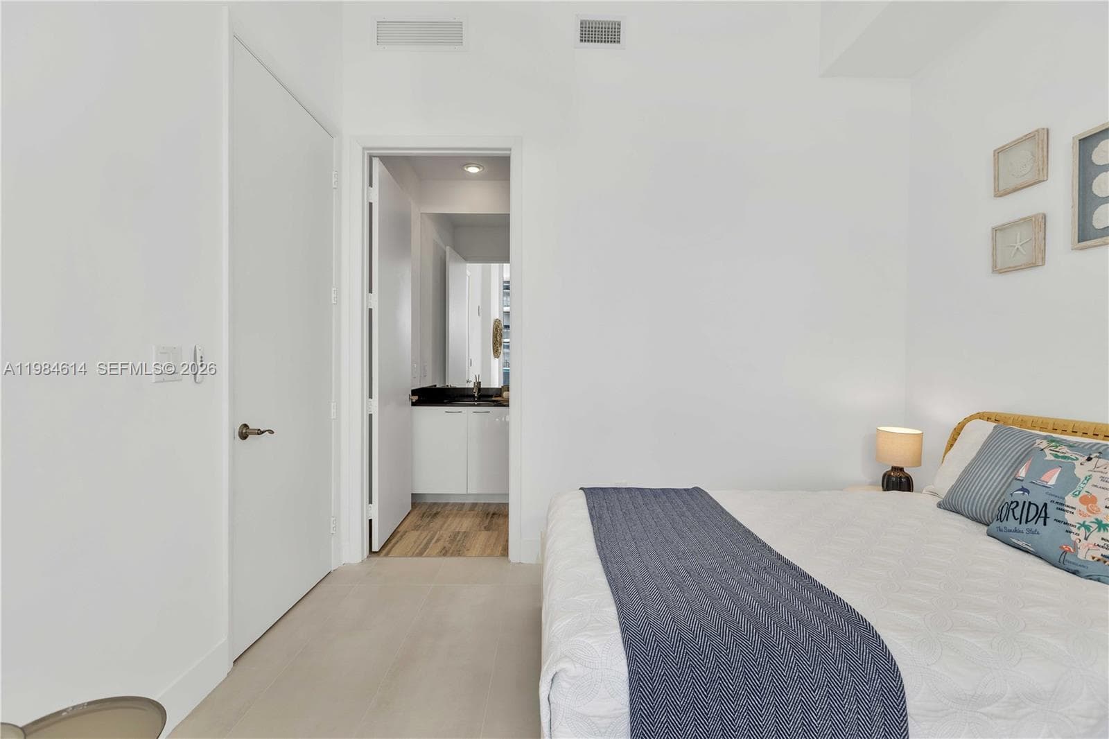 Trump Tower Iii Condo, Sunny Isles Beach, FL — 14