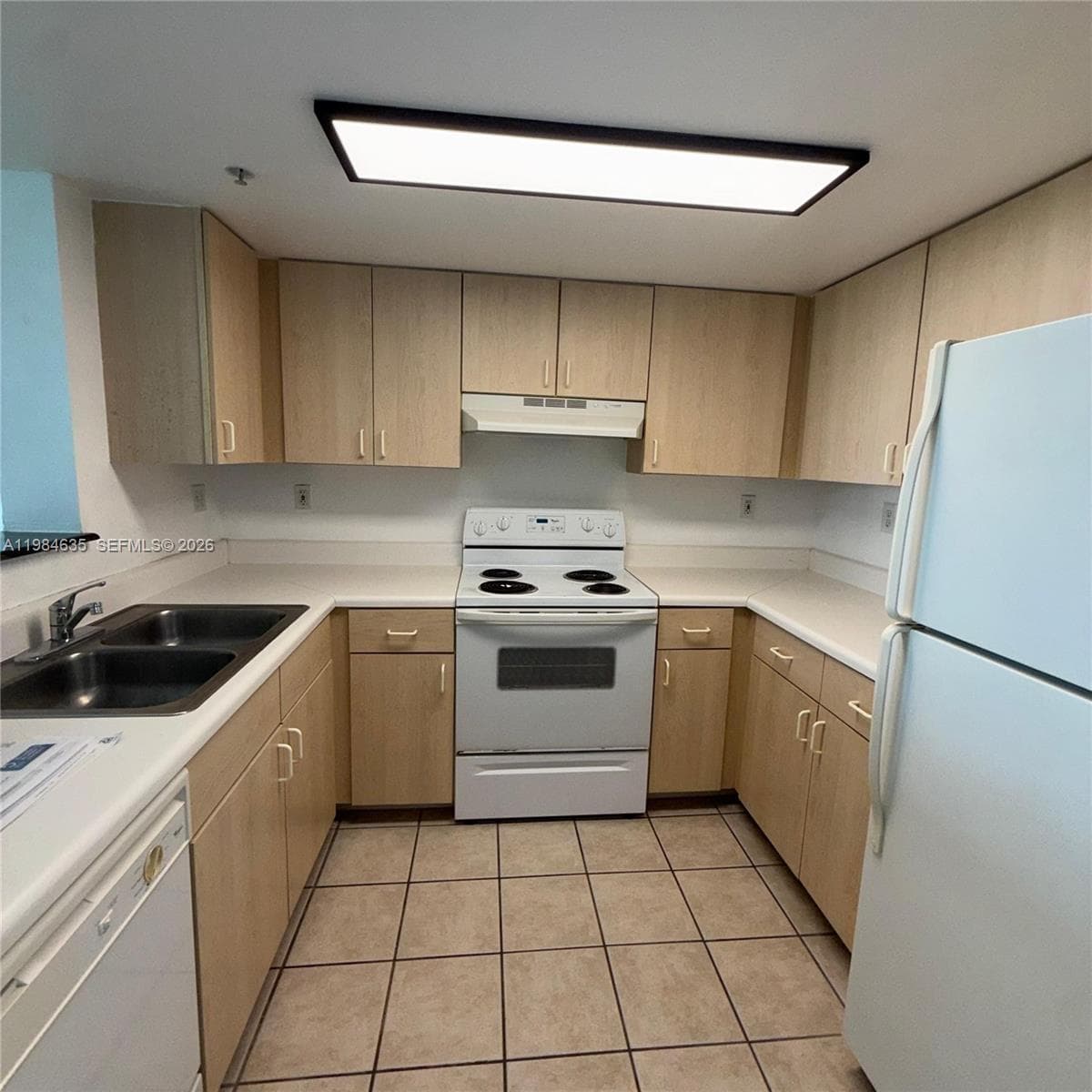 The Aston Condo, Miami, FL — 5