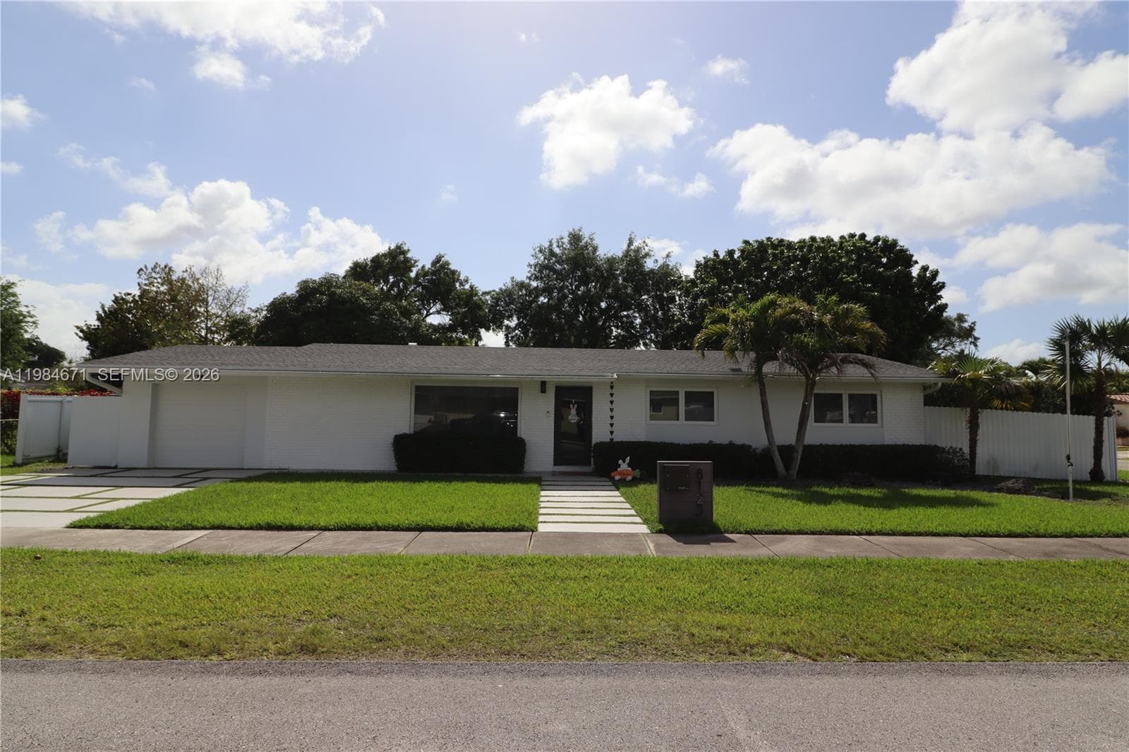 8123 SW 95th Ct, Miami FL 33173 — 2
