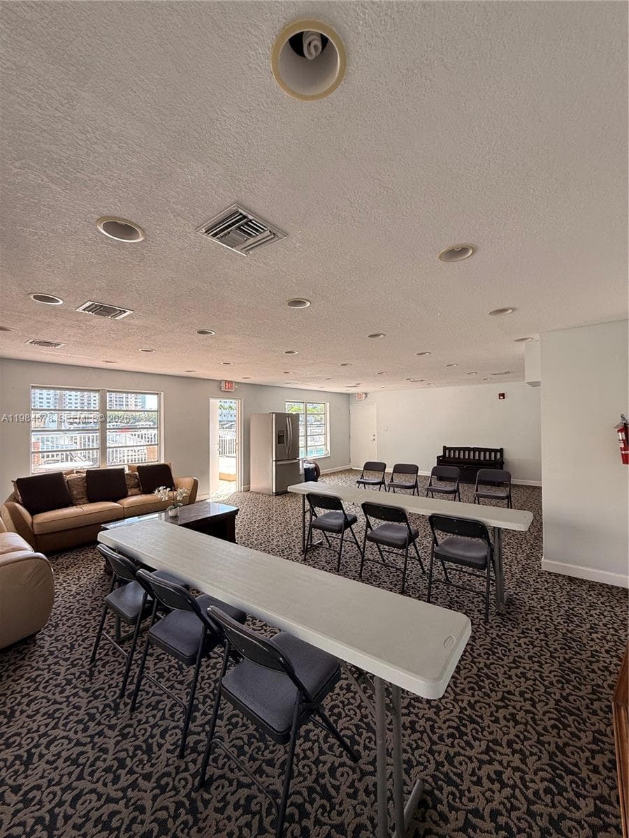 3860 NE 170th St # 304, North Miami Beach FL 33160 — 27